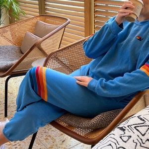 Medium Aviator Nation 5 stripe ocean blue sweat pant w picked. Unisex.